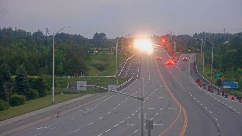 Traffic camera image at 2025-07-06 01:06:05
