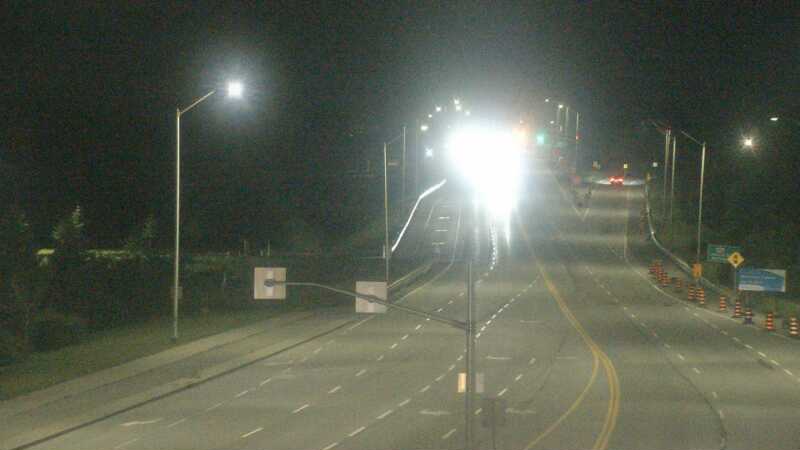 Traffic camera image at 2025-07-06 02:37:28