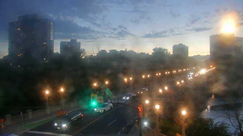 Traffic camera image at 2025-08-25 00:16:08