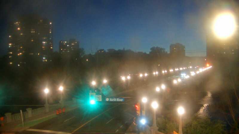 Traffic camera image at 2025-08-25 00:41:06