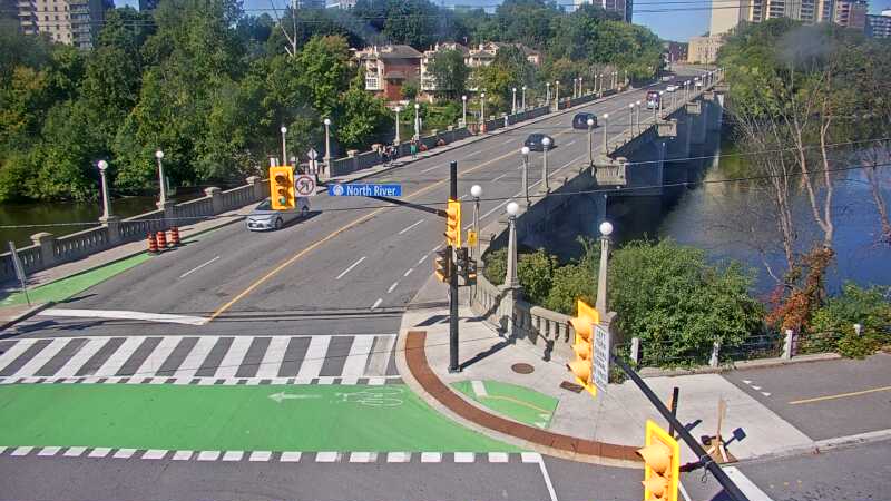 Traffic camera image at 2025-08-31 14:51:10