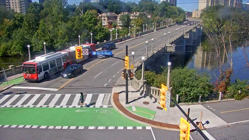 Traffic camera image at 2025-08-31 15:11:08