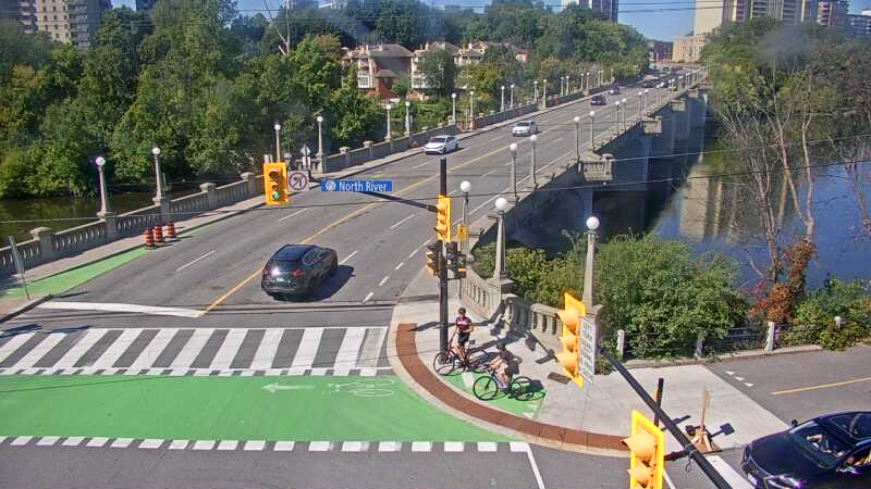 Traffic camera image at 2025-08-31 15:21:04