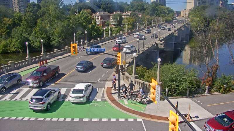 Traffic camera image at 2025-08-31 16:06:12