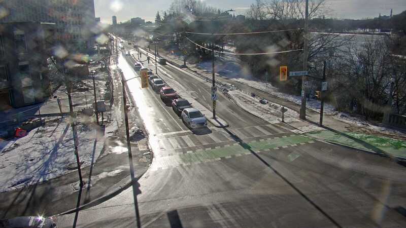 Traffic camera image at 2024-12-21 15:56:00