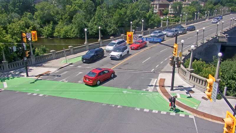 Traffic camera image at 2025-06-30 16:16:07
