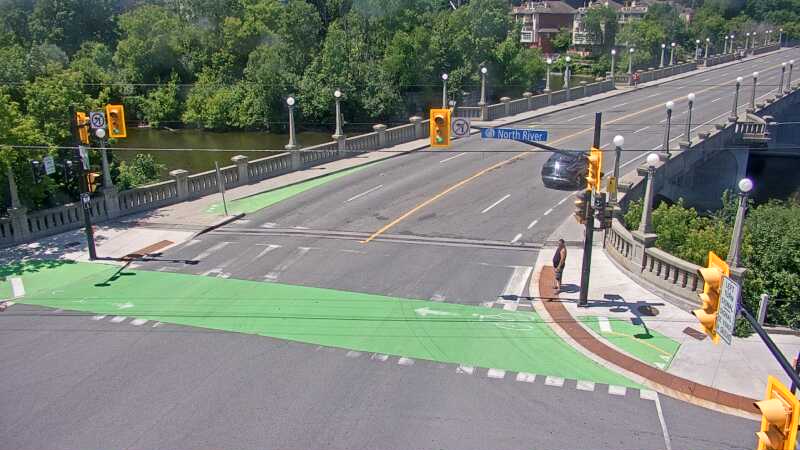 Traffic camera image at 2025-06-30 16:38:09