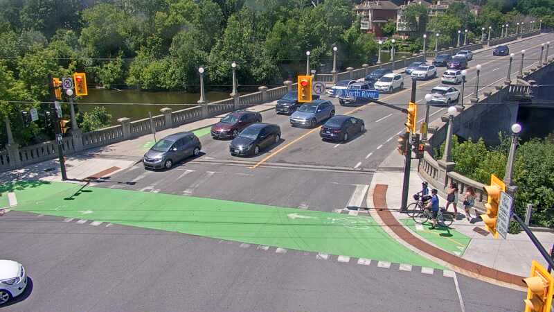 Traffic camera image at 2025-06-30 16:46:11
