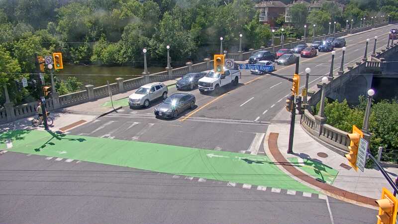 Traffic camera image at 2025-06-30 17:51:10