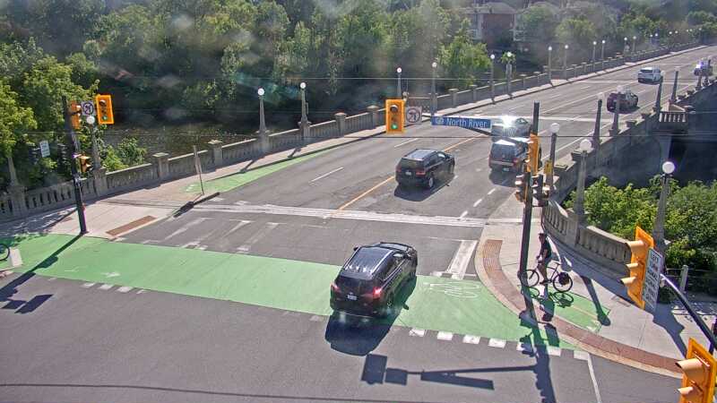 Traffic camera image at 2025-06-30 20:26:10