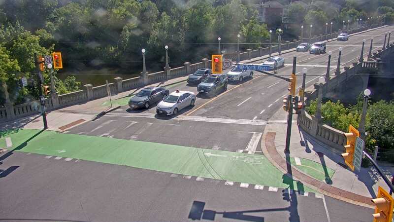 Traffic camera image at 2025-06-30 20:41:06