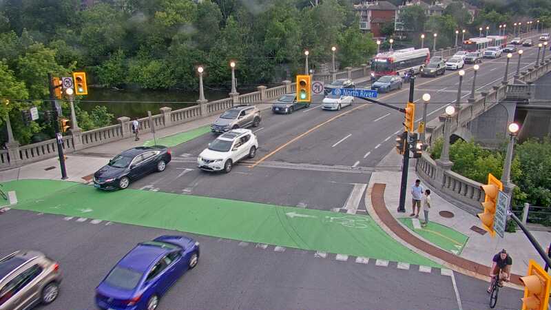 Traffic camera image at 2025-07-01 00:16:20