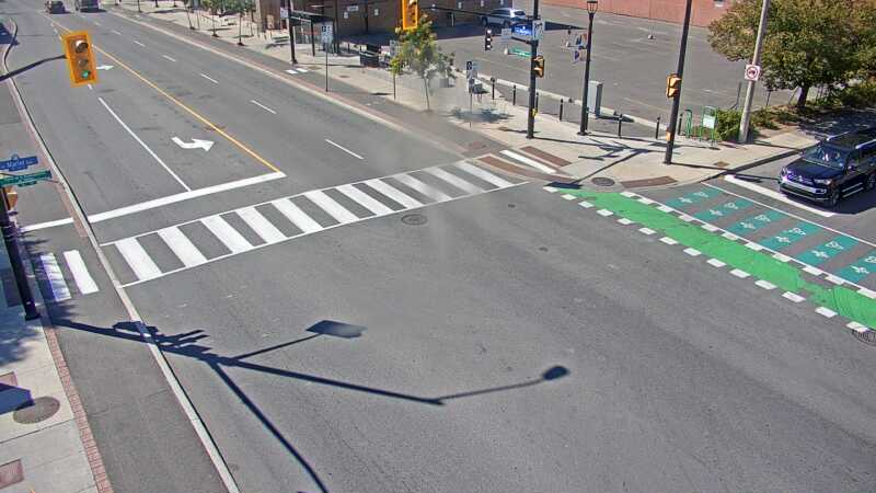 Traffic camera image at 2025-09-14 18:01:30