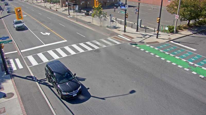 Traffic camera image at 2025-09-14 18:11:10