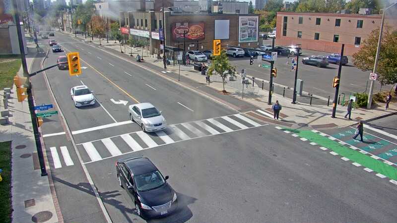 Traffic camera image at 2025-09-17 18:21:17