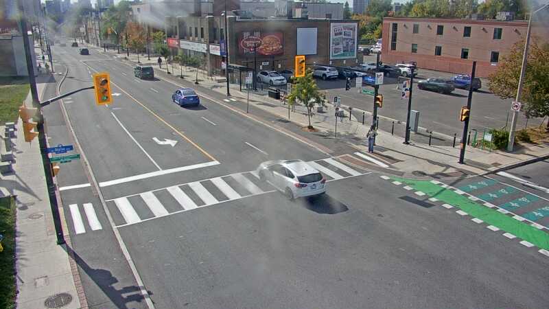 Traffic camera image at 2025-09-17 19:21:02