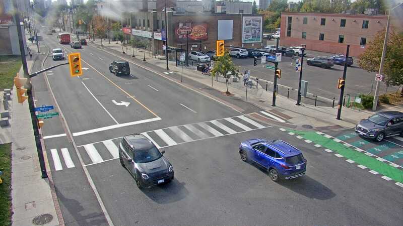 Traffic camera image at 2025-09-17 19:31:08