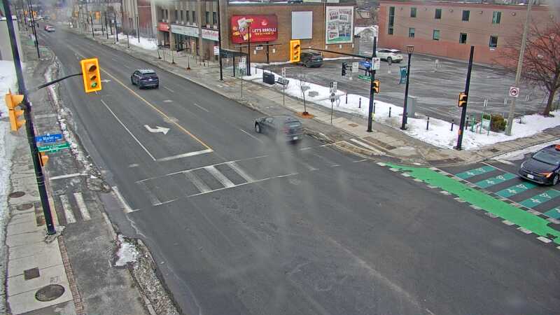 Traffic camera image at 2025-03-09 14:21:09