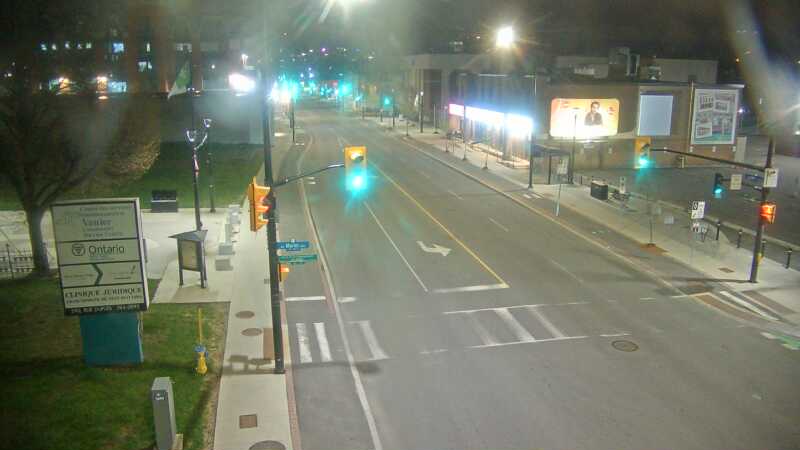 Traffic camera image at 2025-05-09 07:10:43