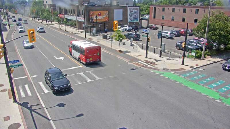Traffic camera image at 2025-06-30 18:11:09