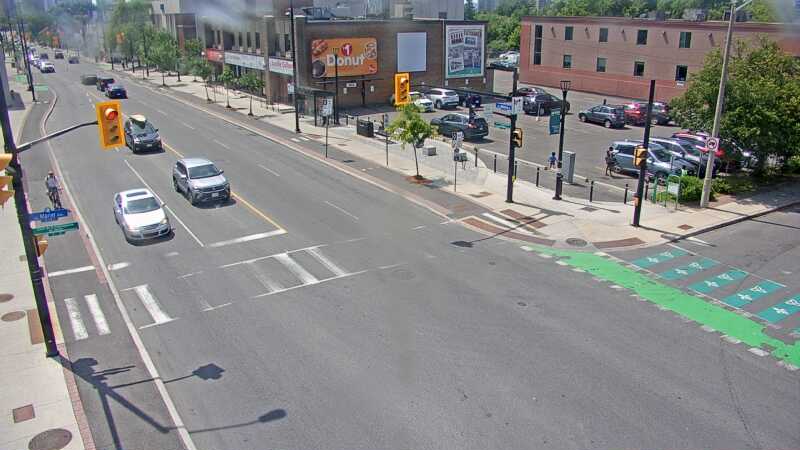 Traffic camera image at 2025-06-30 18:21:11