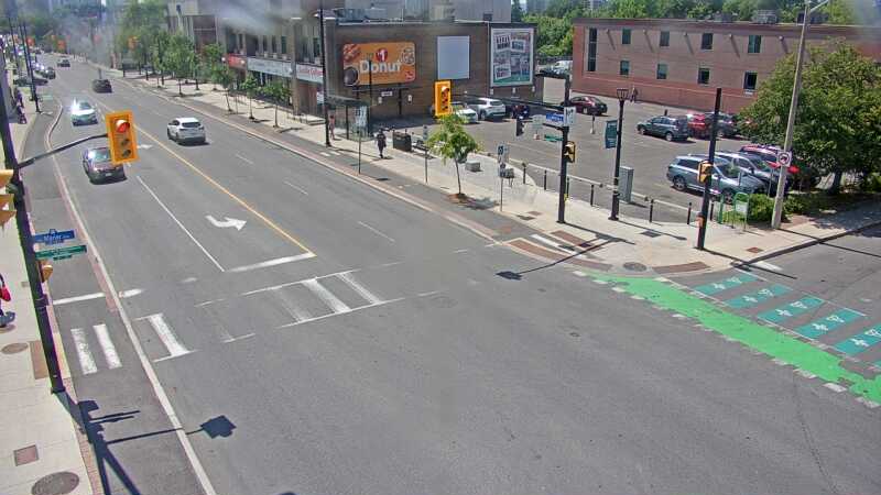 Traffic camera image at 2025-06-30 18:46:18