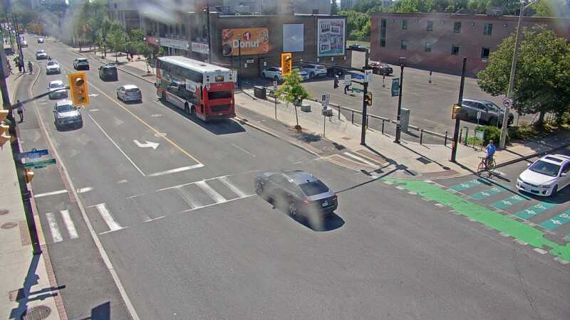 Traffic camera image at 2025-06-30 20:01:26