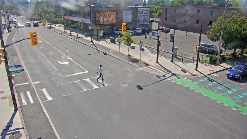 Traffic camera image at 2025-06-30 20:21:19