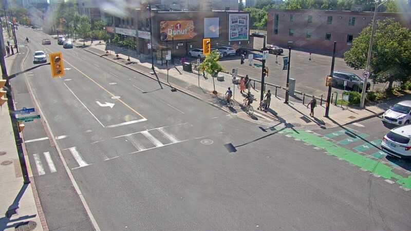 Traffic camera image at 2025-06-30 20:31:25