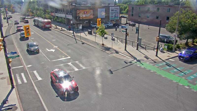 Traffic camera image at 2025-06-30 20:37:53