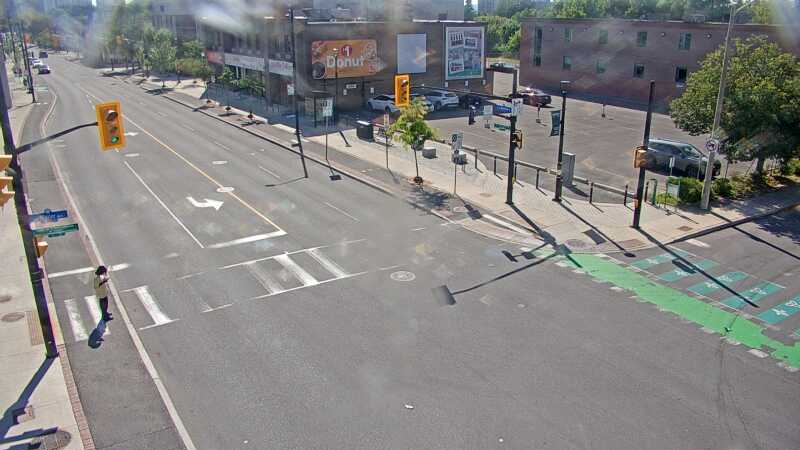 Traffic camera image at 2025-06-30 20:46:12