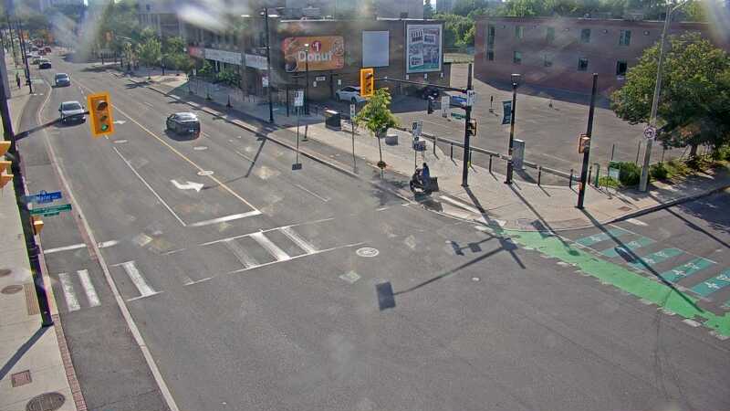 Traffic camera image at 2025-06-30 21:26:09