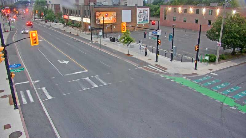 Traffic camera image at 2025-07-01 00:41:15
