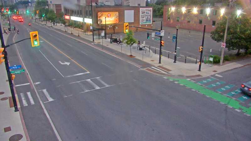 Traffic camera image at 2025-07-01 01:01:29