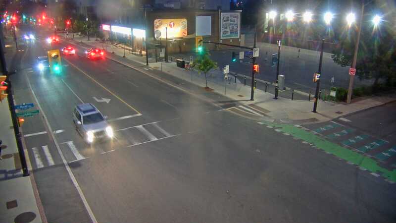 Traffic camera image at 2025-07-01 01:26:16