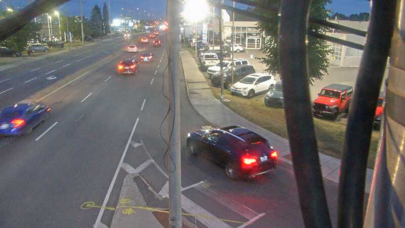 Traffic camera image at 2025-08-25 00:16:09