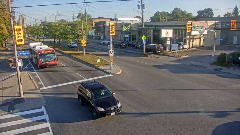Traffic camera image at 2025-09-18 12:01:06