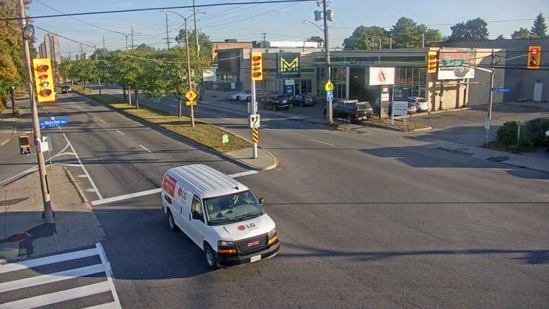 Traffic camera image at 2025-09-18 12:06:03