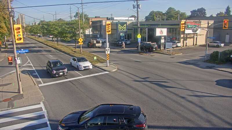 Traffic camera image at 2025-09-18 12:41:03