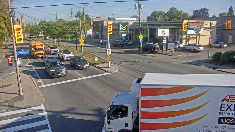 Traffic camera image at 2025-09-18 12:56:07