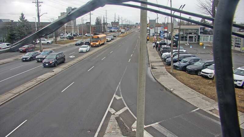 Traffic camera image at 2025-03-25 13:25:52