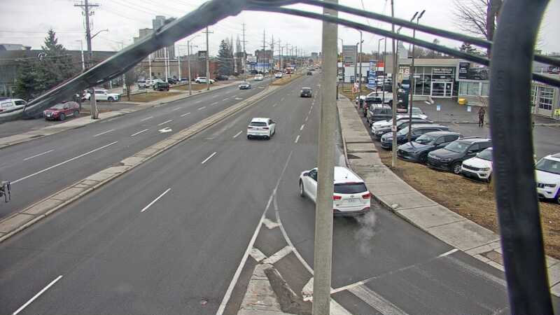 Traffic camera image at 2025-03-25 13:38:01