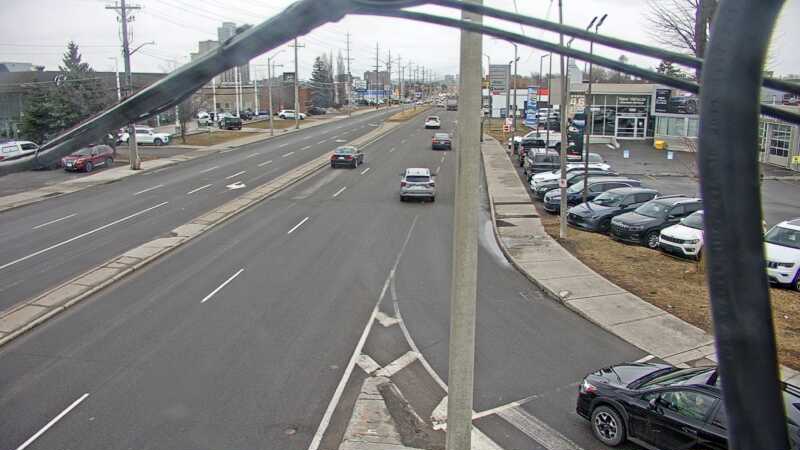 Traffic camera image at 2025-03-25 13:50:51