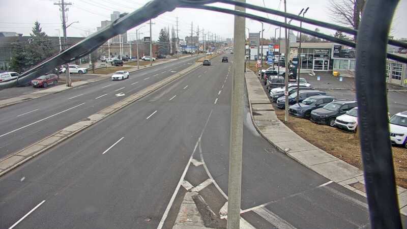 Traffic camera image at 2025-03-25 14:00:54