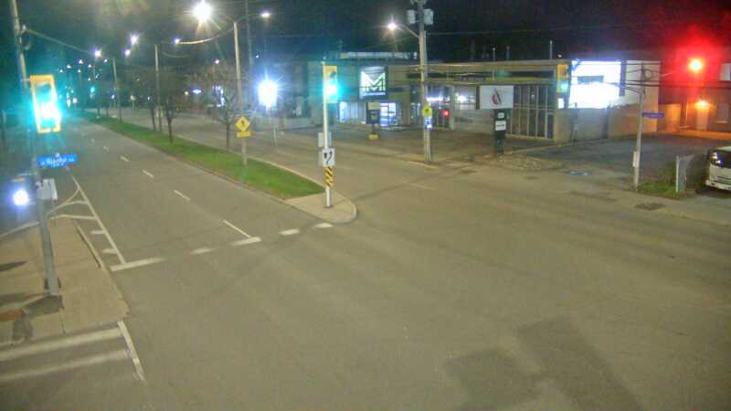 Traffic camera image at 2025-05-09 08:25:41