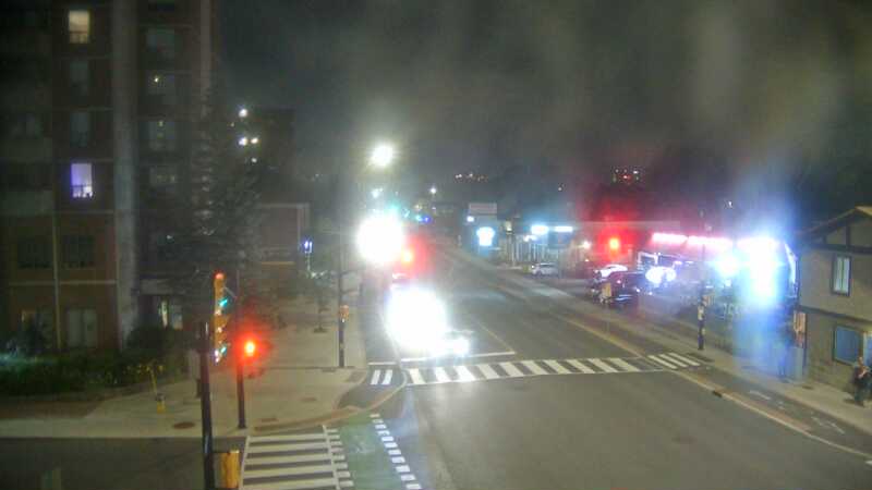 Traffic camera image at 2025-08-04 02:21:01