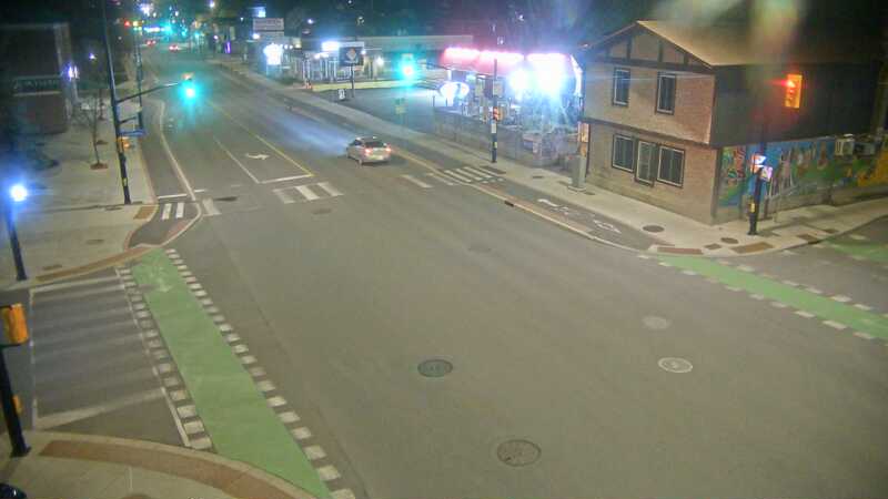 Traffic camera image at 2025-05-09 07:15:45
