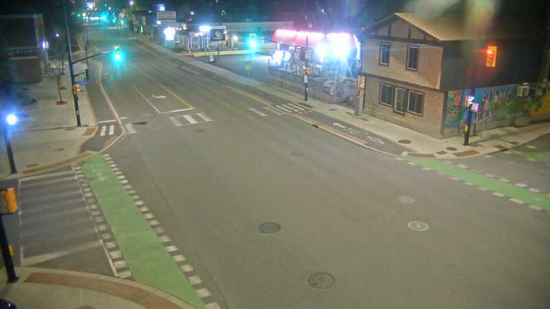 Traffic camera image at 2025-05-09 07:30:49
