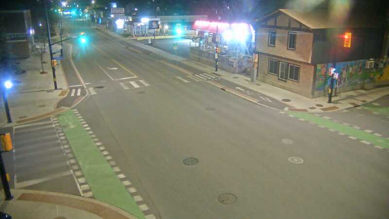 Traffic camera image at 2025-05-09 08:30:50