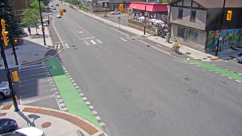 Traffic camera image at 2025-06-30 18:16:11